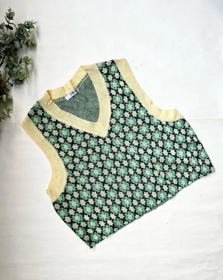 Printed sweater vest