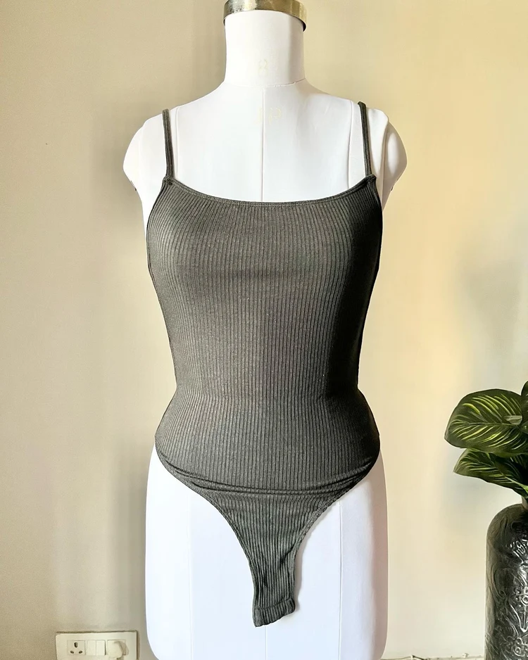 Backless black bodysuit 