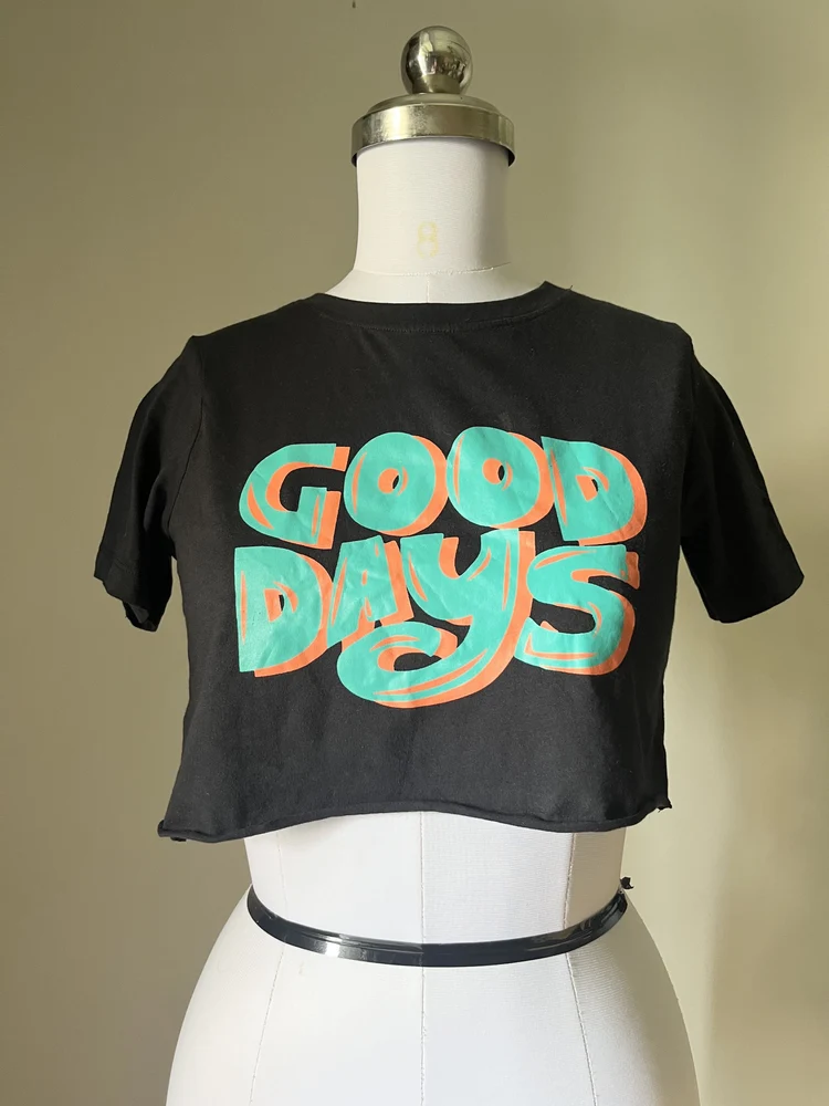 Black baby tee
