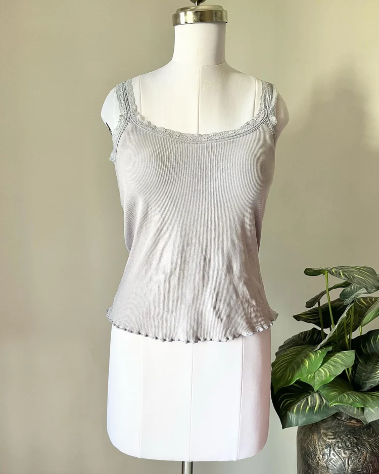 Lilac padded top 