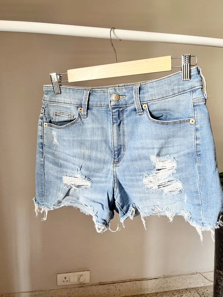 Blue Ripped shorts