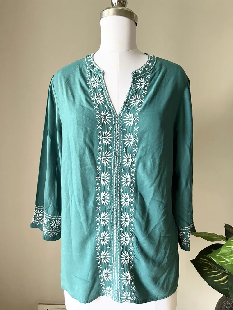 Greem embriodery short kurti