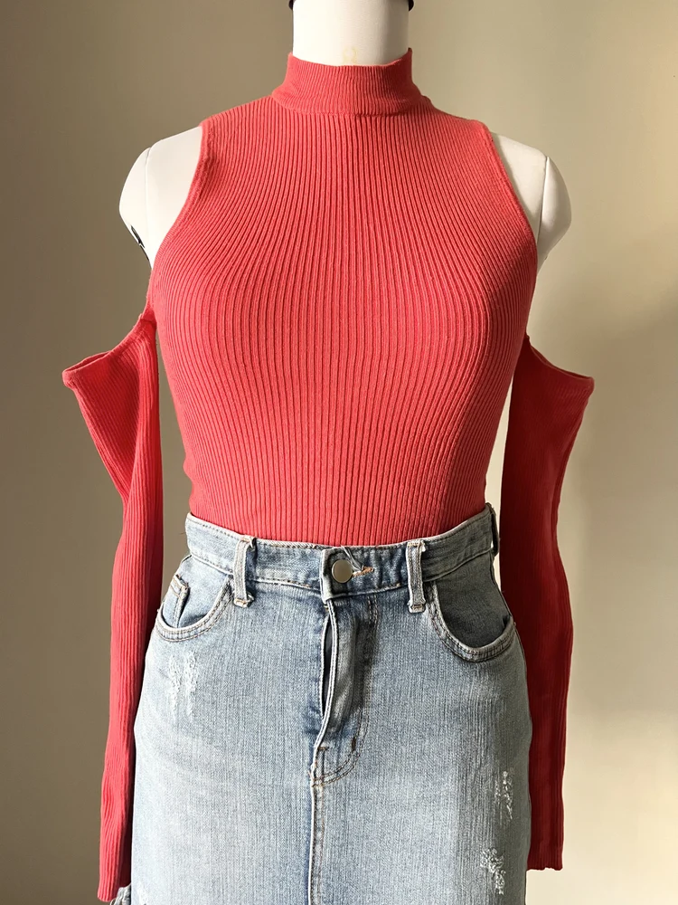 Hot red cold shoulder top 