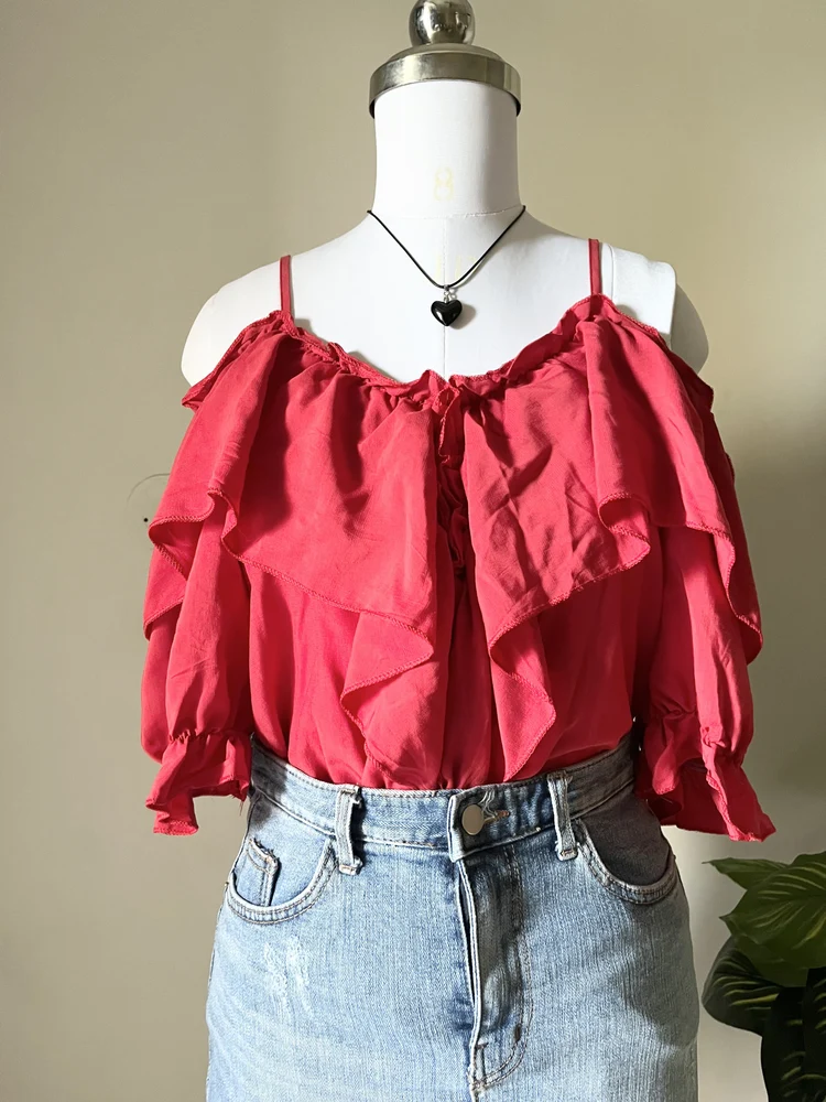 Cold shoulder ruffle top 