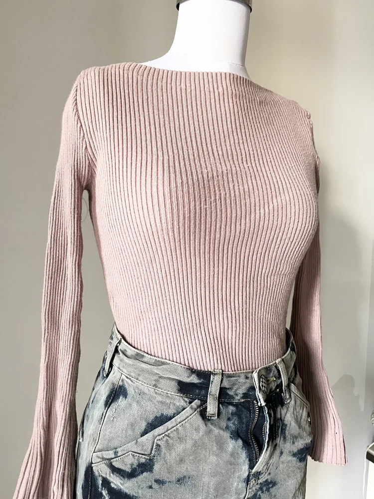 Pink bell sleeves top 