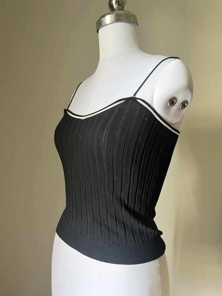 Black rib top