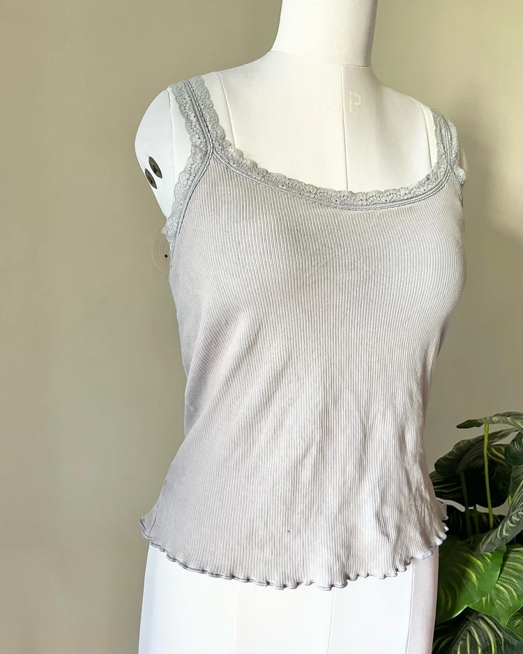 Lilac padded top 