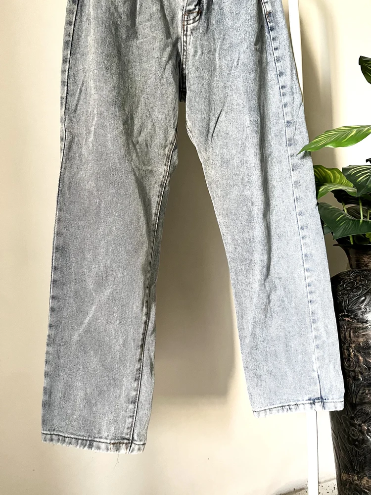 Dark shade highwaist denim 
