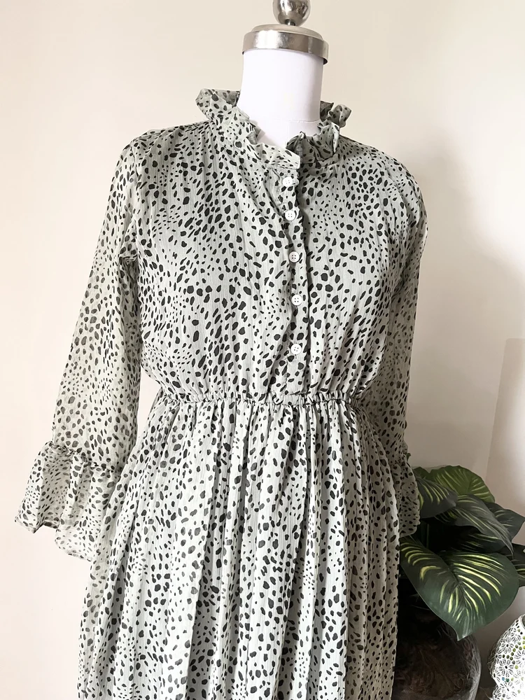 Green maxi dress