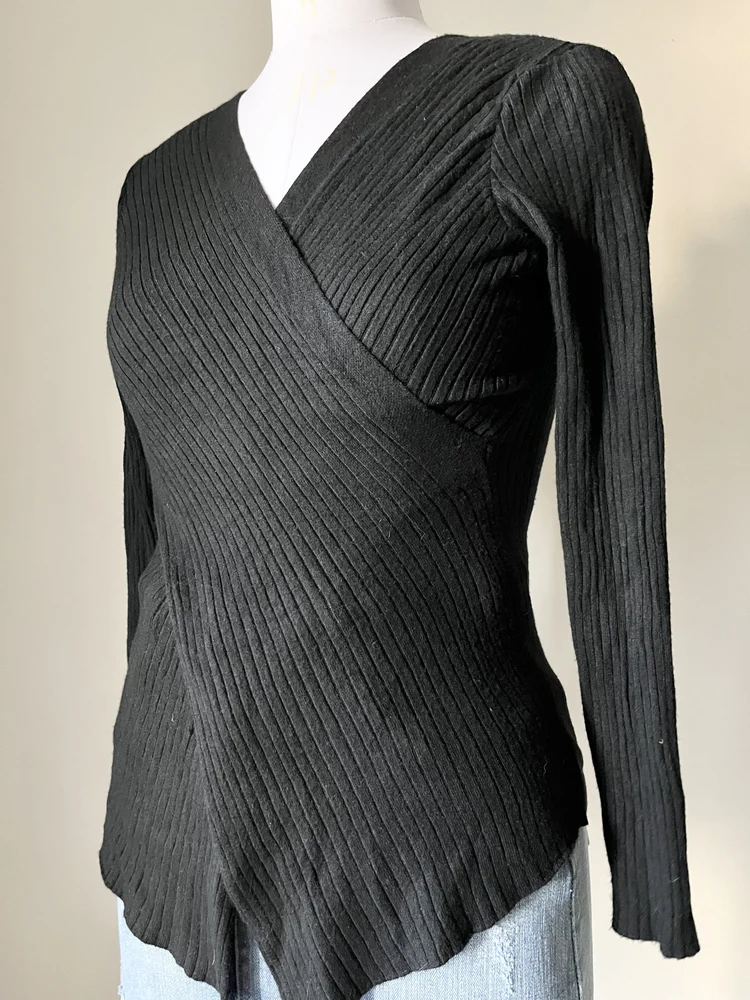 Black wrap rib top 