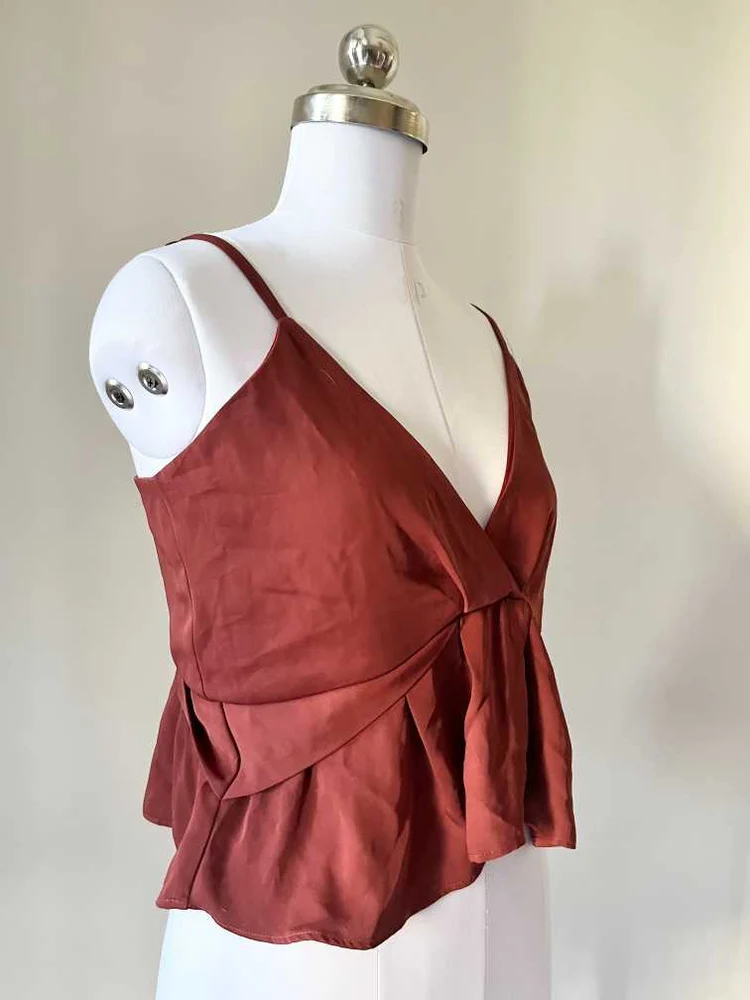 Rust fit-flare top