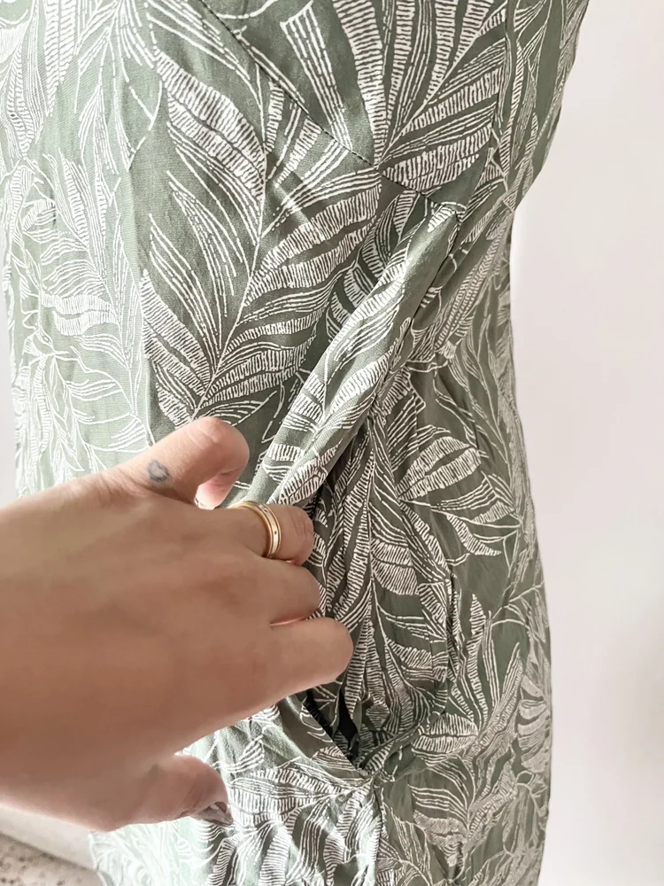 Green leaf prints dress