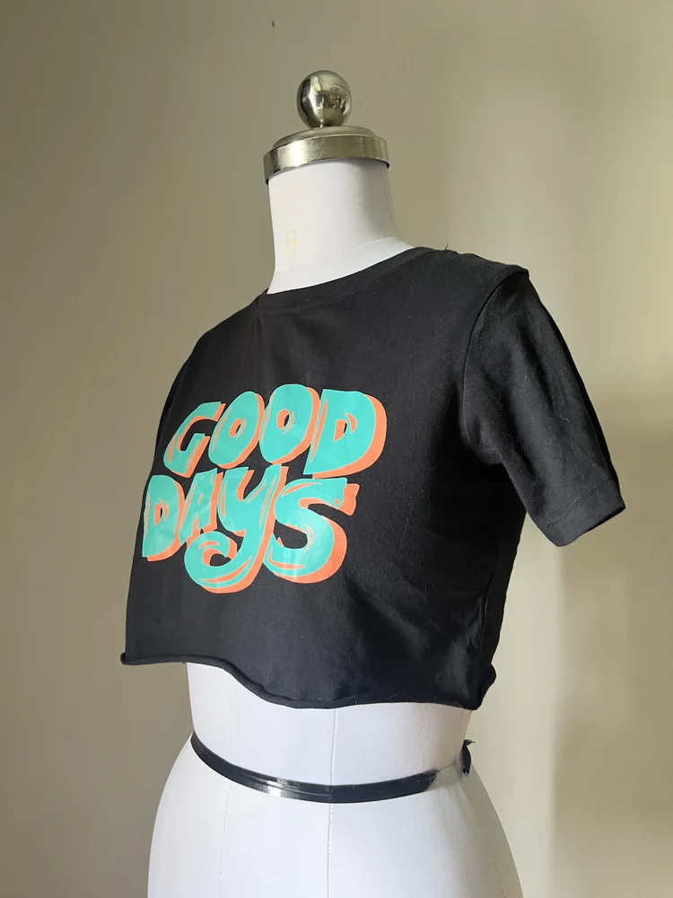 Black baby tee