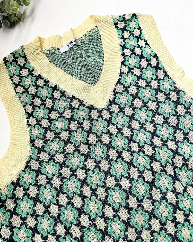 Printed sweater vest