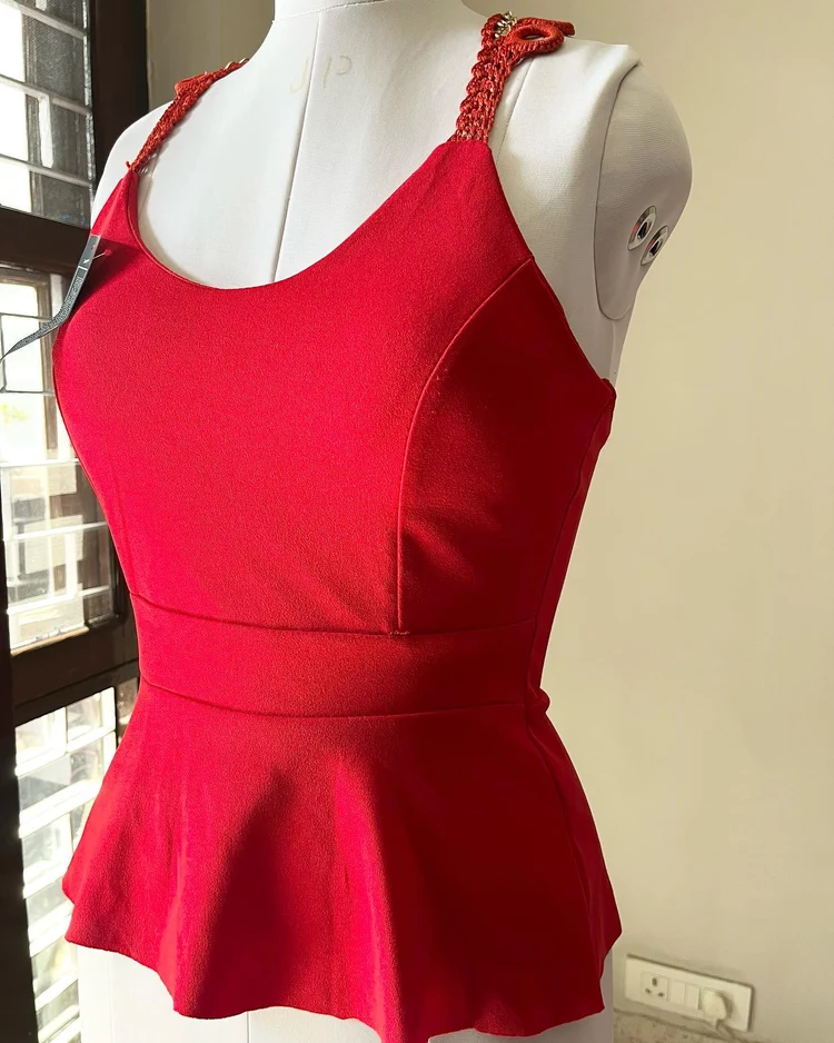 Red peplum top 🥵 