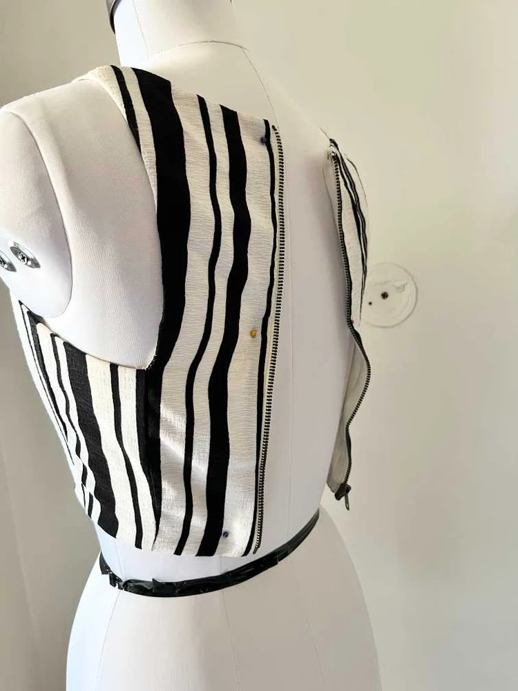 White black stripe top