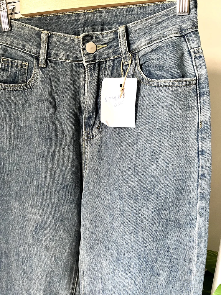 Blue highwaist Straightfit  Denim 