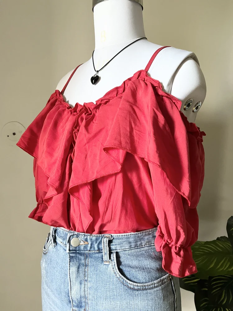 Cold shoulder ruffle top 
