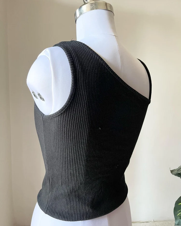 One shoulder top 