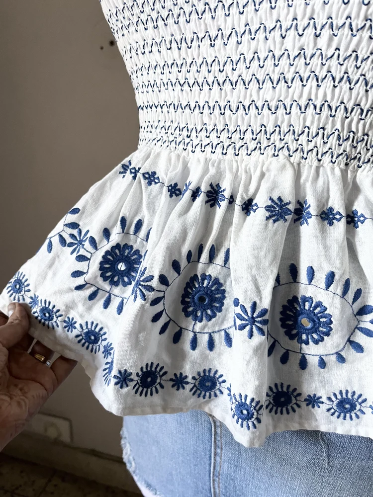 Tube embriodery top 