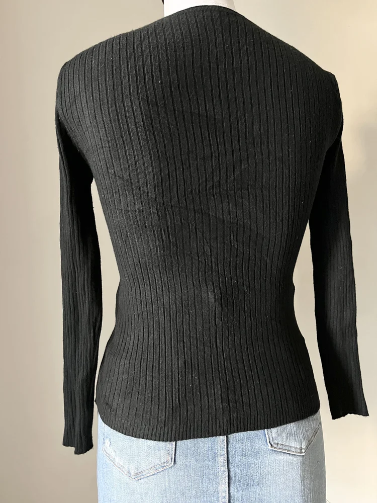 Black wrap rib top 