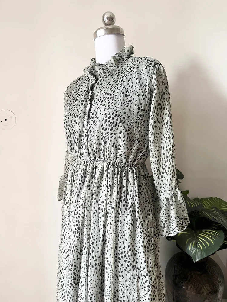 Green maxi dress