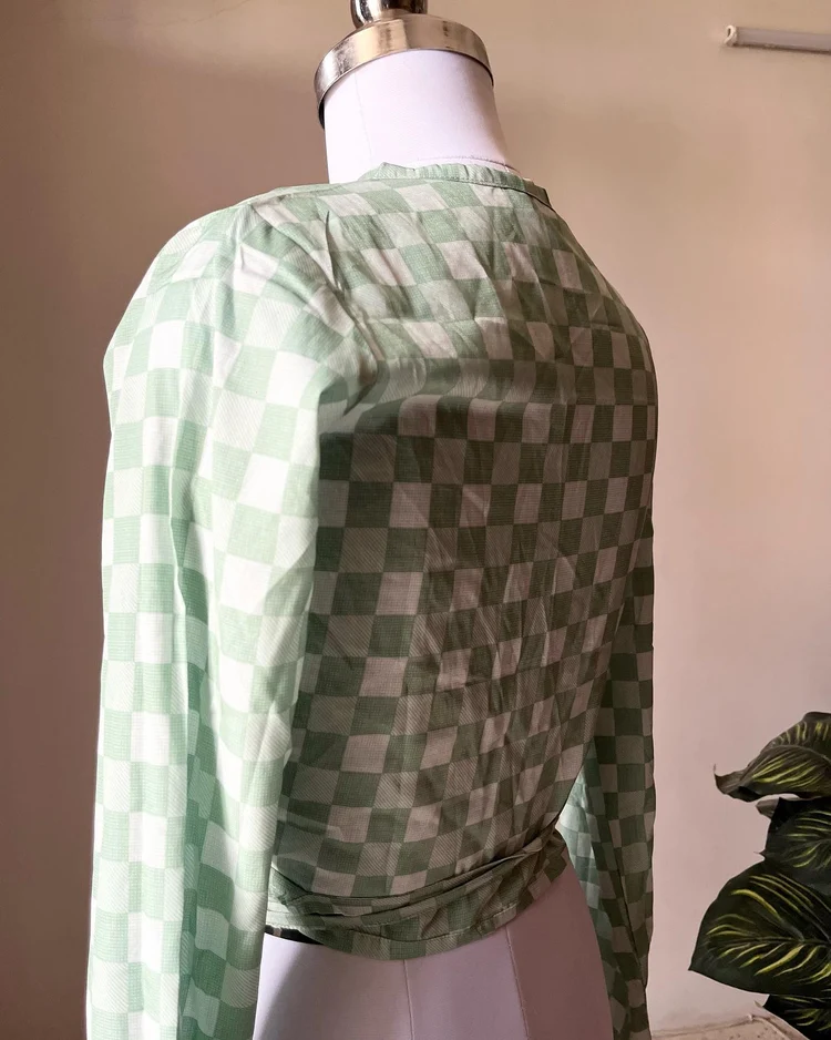 Grid wrap top 