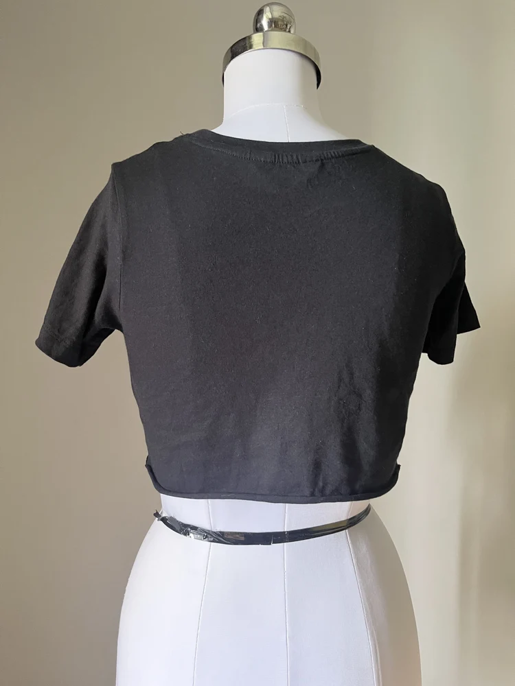 Black baby tee