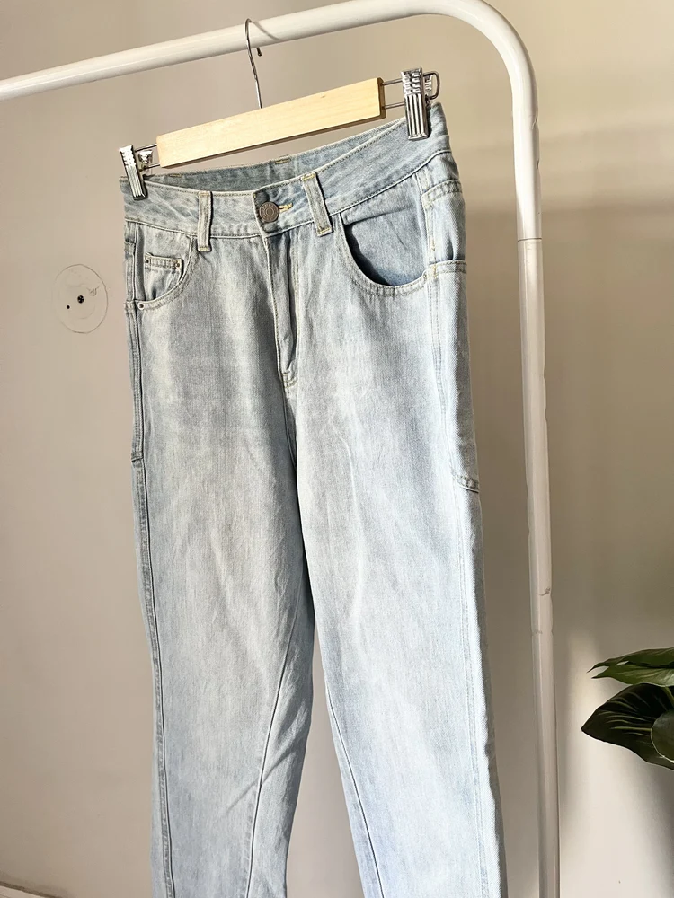 Blue tapered fir Jeans