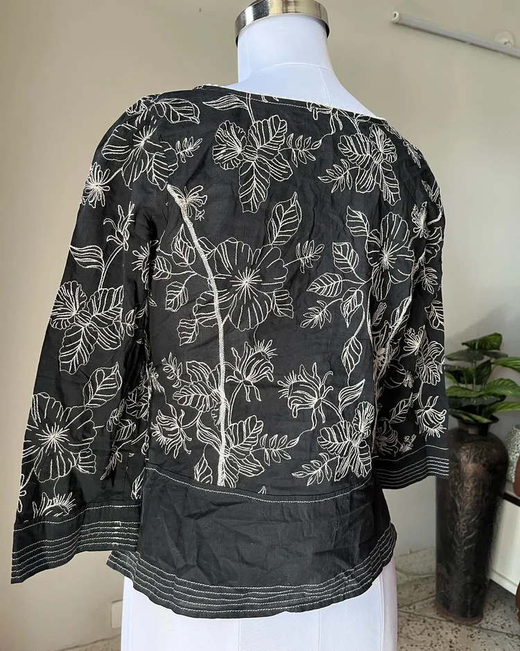 Black embroidery Top 