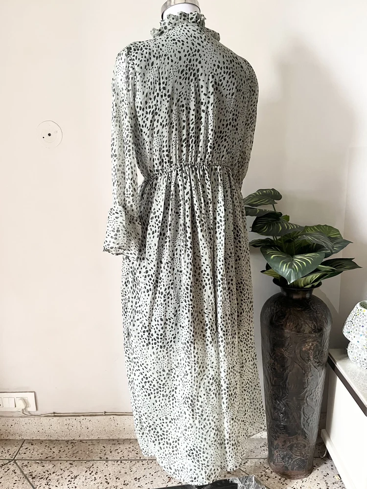 Green maxi dress