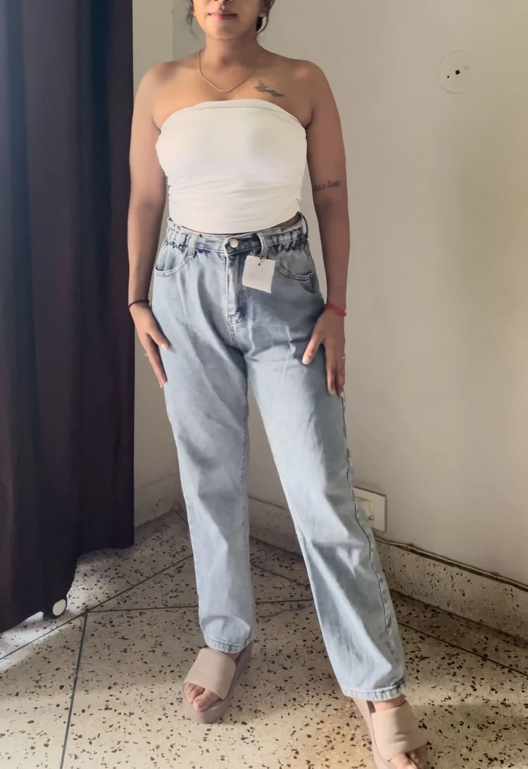 Dark shade highwaist denim 