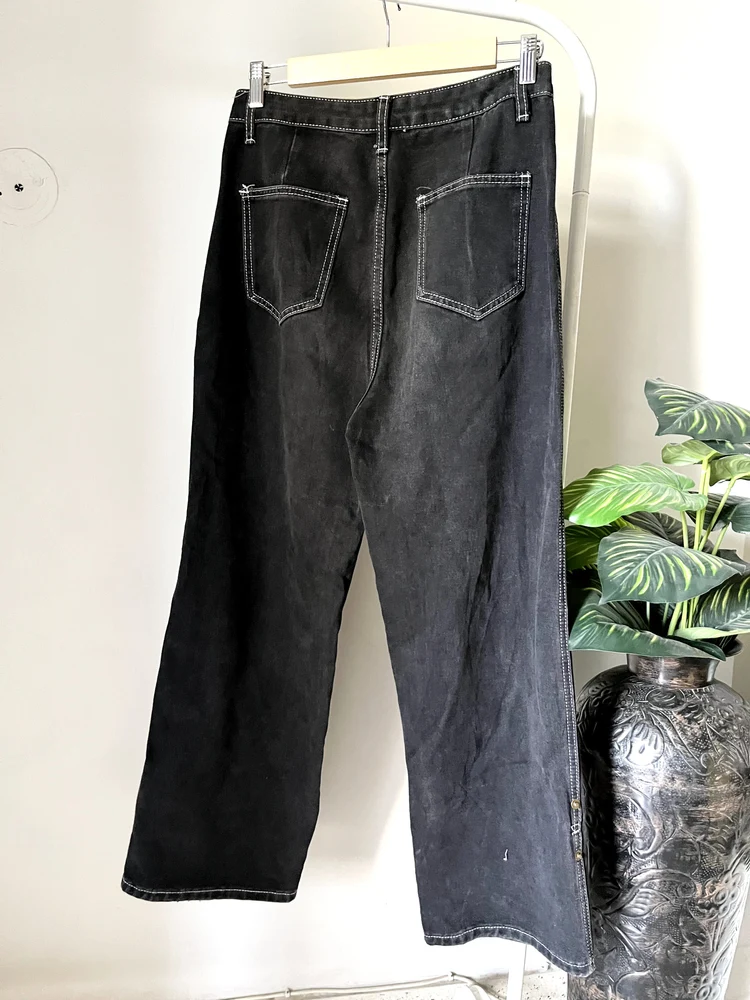 Black contrast highwaist denim 