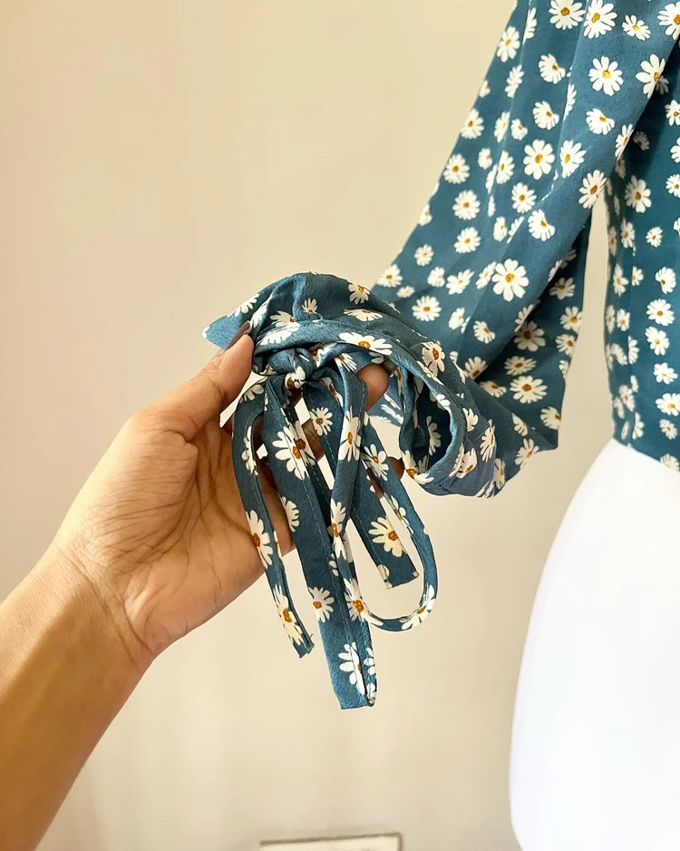 Blue floral top 